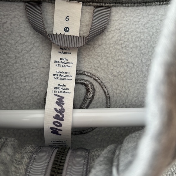 Lululemon •• Light as Warm Jacket - Picture 5 of 7